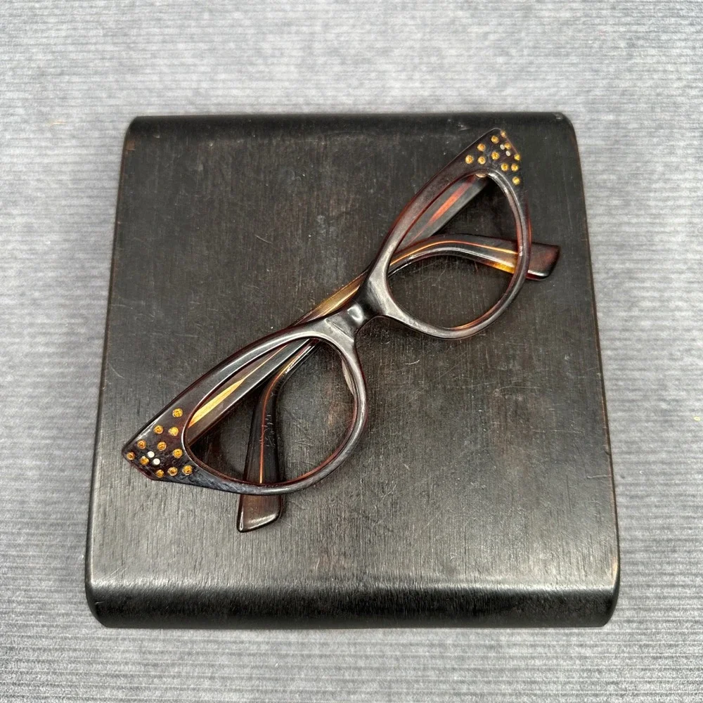 Vintage Cat Eye Y2K Eyeglasses Tortoiseshell Rhinestone Embellished Brown Frames
